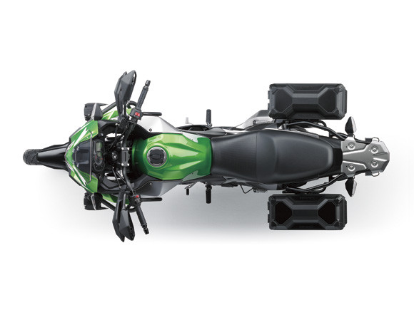 カワサキ、239ccパラツインエンジン搭載小排気量アドベンチャーバイク「ヴェルシスX300」を発表。